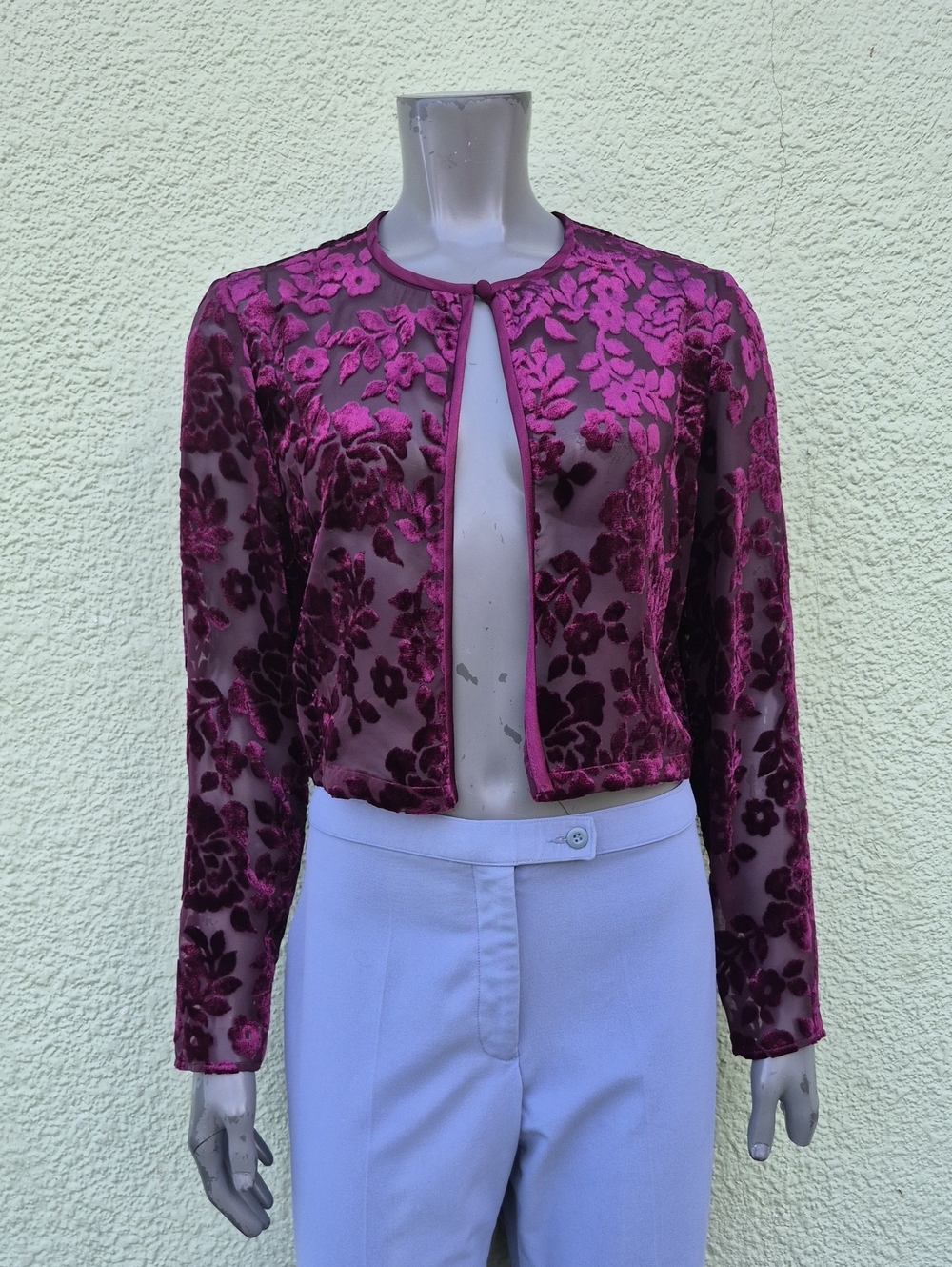 Talbots (USA) Ladies Sheer (1) Button See-thru Jacket in Plum W/Floral Accents